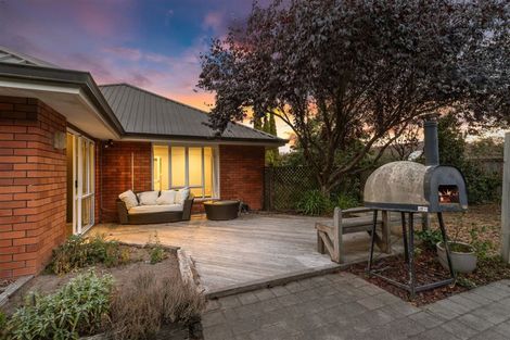 Photo of property in 6 Willoughby Lane, Parklands, Christchurch, 8083