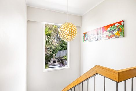 Photo of property in 14a Kowhai Road, Campbells Bay, Auckland, 0630