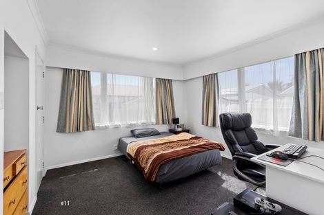 Photo of property in 11a Barsi Grove, Avalon, Lower Hutt, 5011