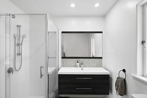 Photo of property in 50 Storey Avenue, Forest Lake, Hamilton, 3200