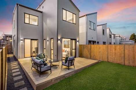 Photo of property in 22 Coast Garden Drive, Hobsonville, Auckland, 0616