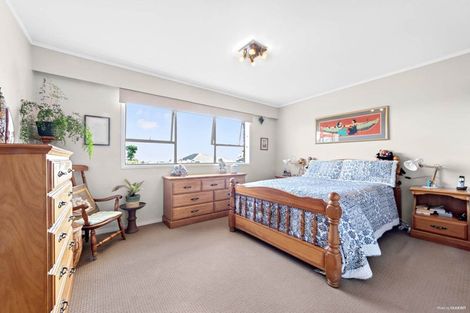 Photo of property in 2/2 Routley Drive, Glen Eden, Auckland, 0602
