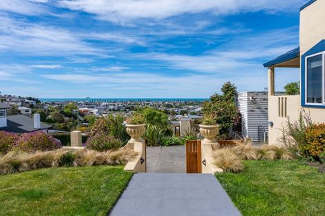 Photo of property in 20 Havelock Road, Hospital Hill, Napier, 4110