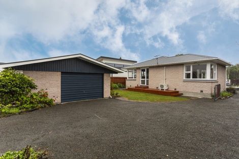 Photo of property in 32 Hounslow Street, Ilam, Christchurch, 8041