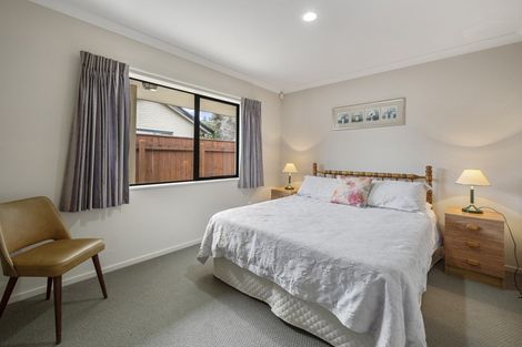 Photo of property in 12 Manhattan Court, Paraparaumu Beach, Paraparaumu, 5032