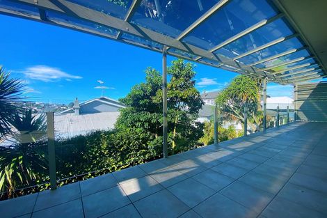 Photo of property in 1/28 Rangitoto Terrace, Milford, Auckland, 0620