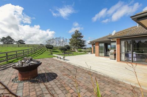 Photo of property in 520 Koheroa Road, Mercer, 2474