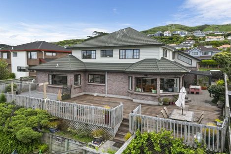 Photo of property in 145 Westchester Drive, Churton Park, Wellington, 6037