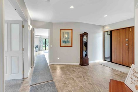 Photo of property in 27 Pohutukawa Drive, Levin, 5571