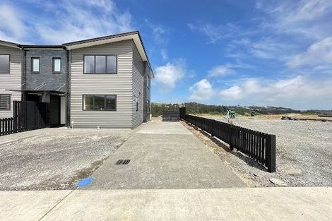 Photo of property in 50 Oakum Road, Whitby, 5024