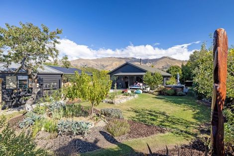 Photo of property in 40 Mount Iron Drive, Wanaka, 9305