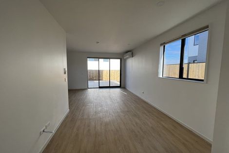 Photo of property in 8 Ocean Breeze Avenue, Hobsonville, Auckland, 0616