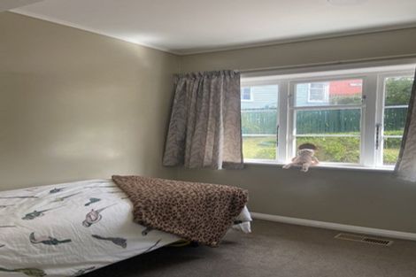 Photo of property in 69 Homebush Road, Khandallah, Wellington, 6035
