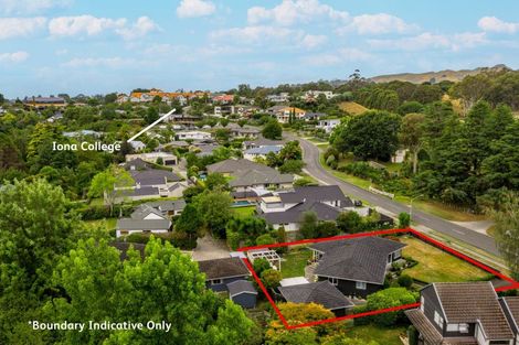 Photo of property in 42 Iona Road, Havelock North, 4130