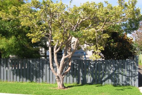 Photo of property in 14 Hamurana Place, Te Atatu Peninsula, Auckland, 0610