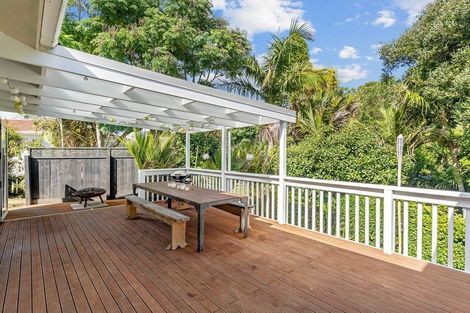 Photo of property in 1 Ranfurly Place, Te Kamo, Whangarei, 0112