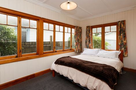 Photo of property in 30 Parata Street, Hokowhitu, Palmerston North, 4410
