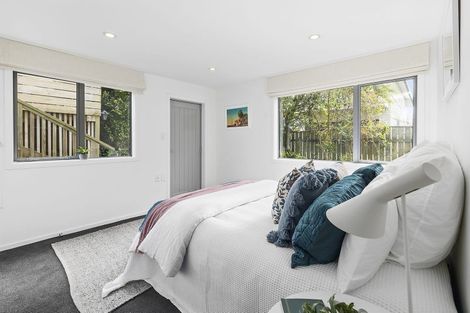 Photo of property in 46a Waru Street, Khandallah, Wellington, 6035