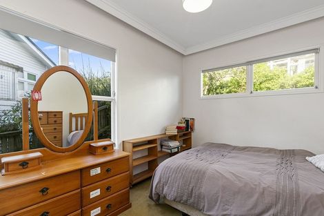 Photo of property in 97 Townsend Road, Miramar, Wellington, 6022