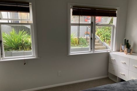 Photo of property in 85 Harbour View Road, Northland, Wellington, 6012