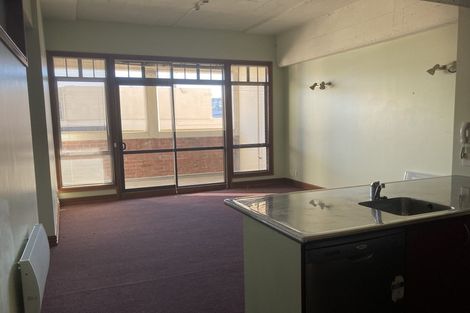 Photo of property in Pirie Street Townhouses, 28/35u Pirie Street, Mount Victoria, Wellington, 6011