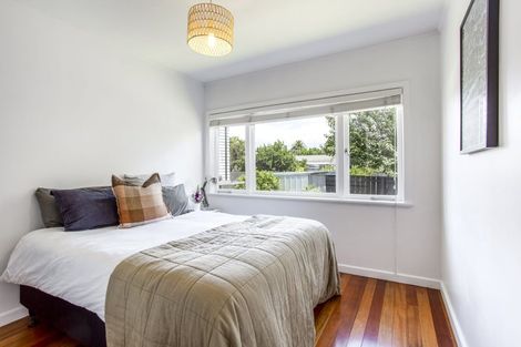Photo of property in 58 Kervil Avenue, Te Atatu Peninsula, Auckland, 0610