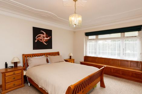 Photo of property in 30 Parata Street, Hokowhitu, Palmerston North, 4410