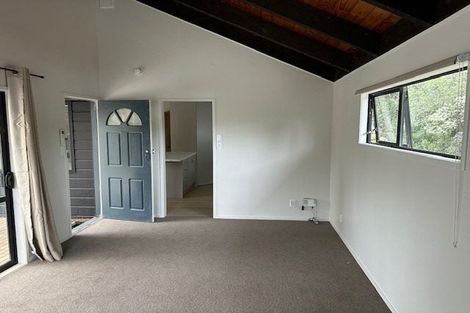 Photo of property in 101 Santiago Crescent, Unsworth Heights, Auckland, 0632