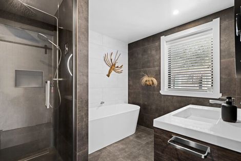 Photo of property in 157 Durham Drive, Havelock North, 4130