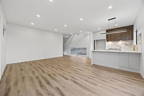 Photo of property in 27 Jandell Crescent, Bucklands Beach, Auckland, 2014