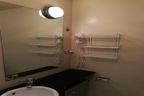 Photo of property in St Pauls Apartments, 81/43u Mulgrave Street, Thorndon, Wellington, 6011