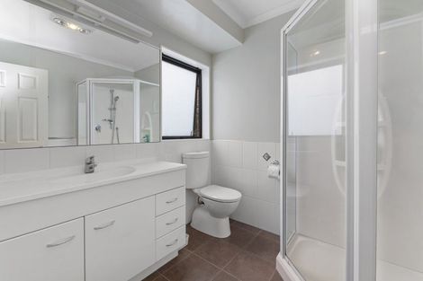 Photo of property in 16 Frame Place, Owhata, Rotorua, 3010