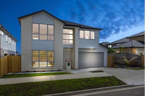 Photo of property in 29 Carrickdawson Drive, Flat Bush, Auckland, 2019