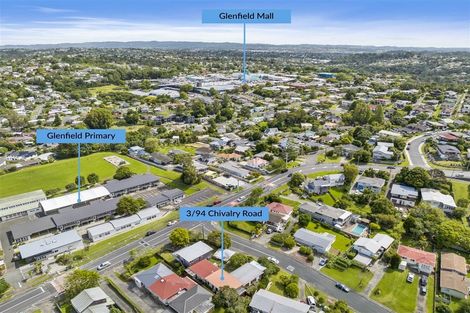 Photo of property in 3/94 Chivalry Road, Glenfield, Auckland, 0629