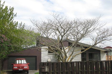 Photo of property in 3 Ensors Place, Waikuku Beach, 7402