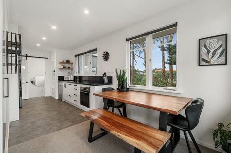 Photo of property in 15 Landview Road, Parkvale, Tauranga, 3112