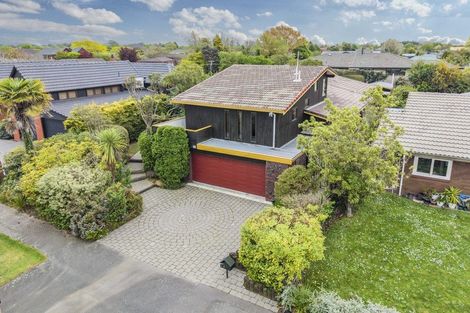 Photo of property in 18 Hawkswood Place, Avonhead, Christchurch, 8042