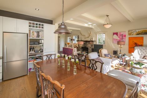 Photo of property in 166 Fendalton Road, Fendalton, Christchurch, 8052