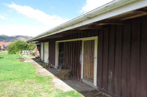 Photo of property in 32- 34 Coal Street, Reefton, 7830