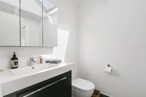 Photo of property in 251 Kaipara Road, Papakura, 2582