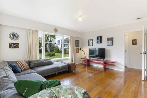 Photo of property in 67 Smythe Road, Henderson, Auckland, 0612