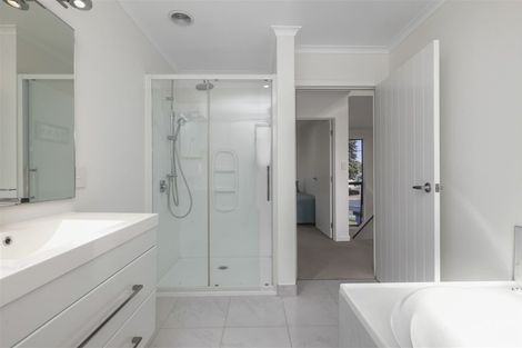Photo of property in 2u1 Shakespeare Avenue, Enderley, Hamilton, 3214