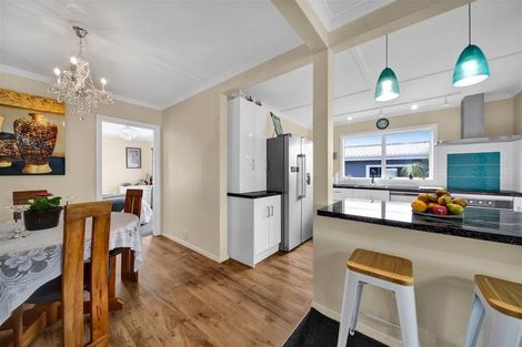 Photo of property in 40 Grey Street, Normanby, Hawera, 4614