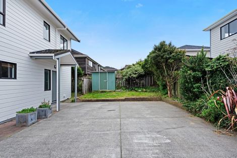 Photo of property in 8a Shastri Terrace, Khandallah, Wellington, 6035