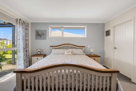 Photo of property in 17 Morrell Street, Tawhero, Whanganui, 4501