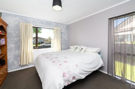 Photo of property in 66 Geraldine Crescent, Cloverlea, Palmerston North, 4412