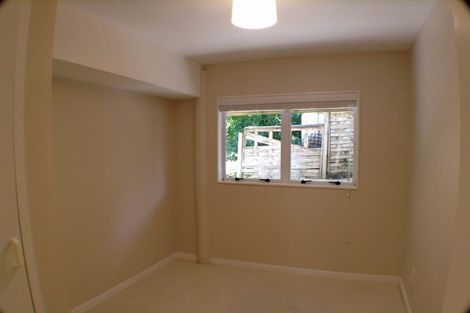 Photo of property in 55 Gatman Street, Birkdale, Auckland, 0626