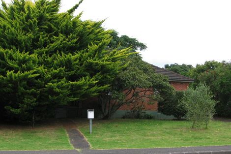 Photo of property in 12 Chippendale Crescent, Birkdale, Auckland, 0626