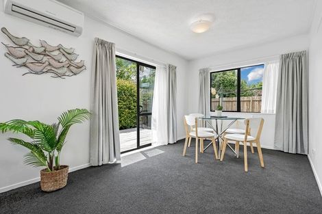 Photo of property in 25 Septimus Place, Henderson, Auckland, 0612