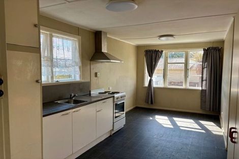 Photo of property in 577 Queen Street East, Levin, 5510